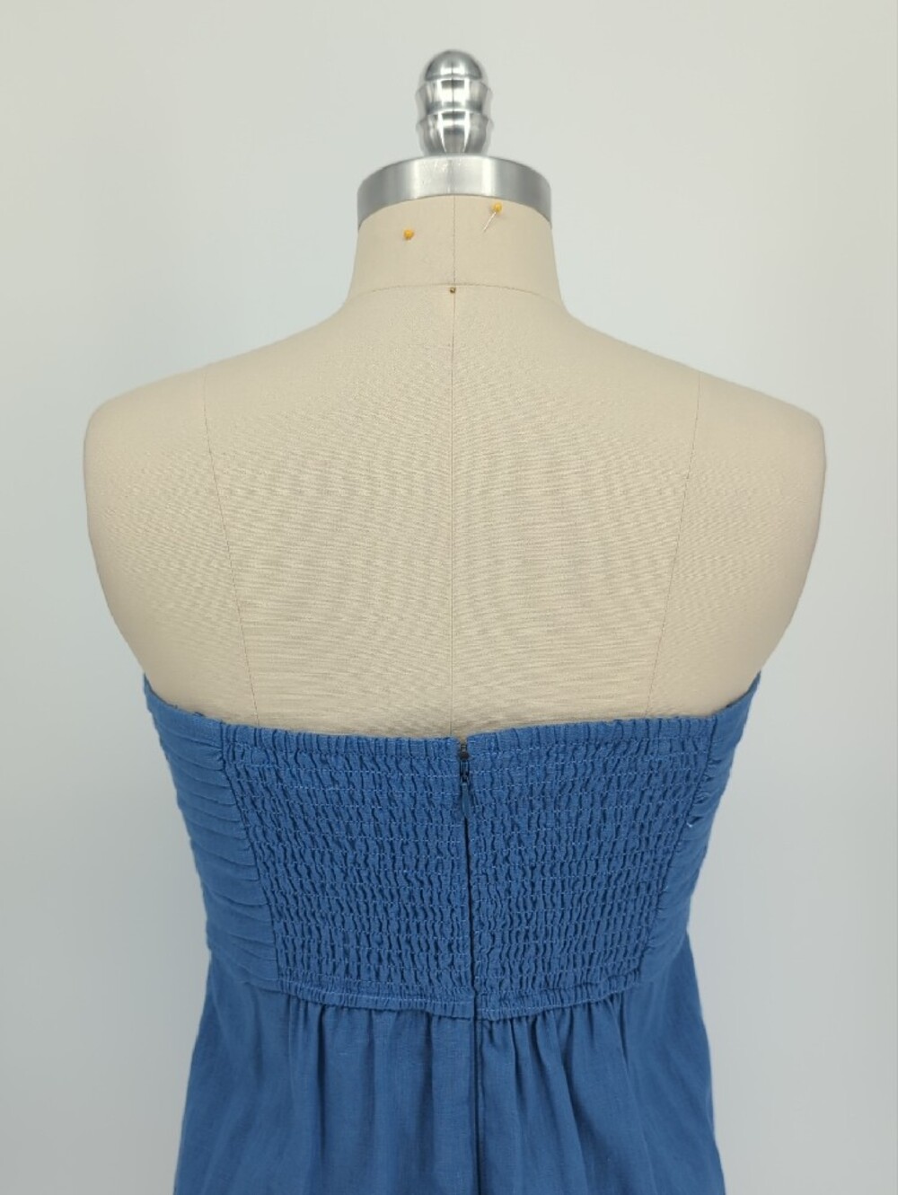 01444 Abercrombie + Fitch Pleated Strapless Maxi Dress Blue size Medium preppy - Picture 4 of 8